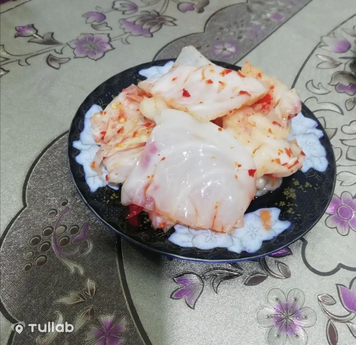 Соленья и салаты домашнего приготовления