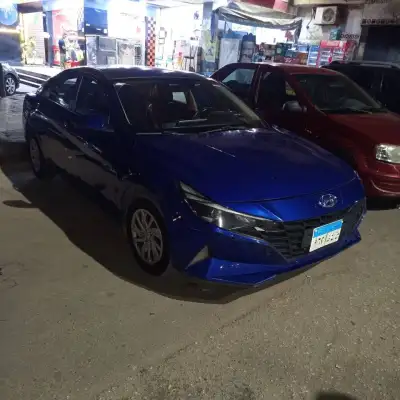 Hyundai Elantra в аренду