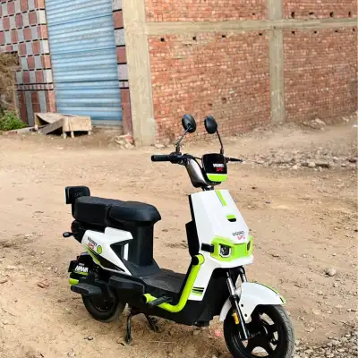 Продам электроскутер 650 w