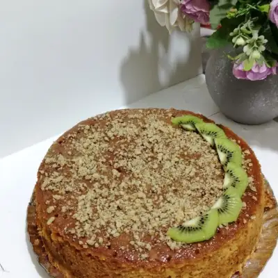 Меренговый рулет с малиной, карамельный пирог