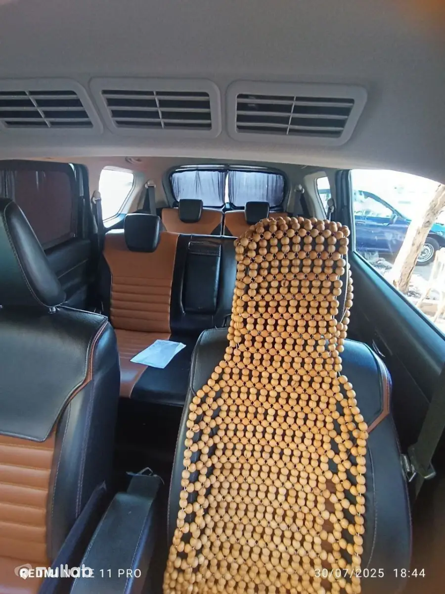 Suzuki Ertiga в аренду, 7-местная