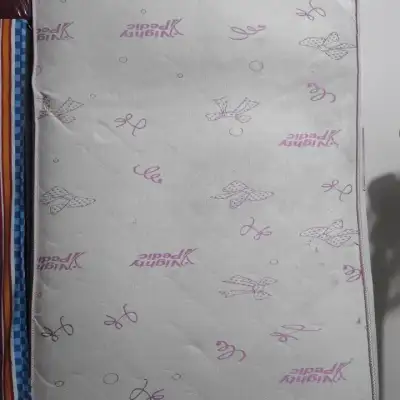 Стол и ортопедический матрас