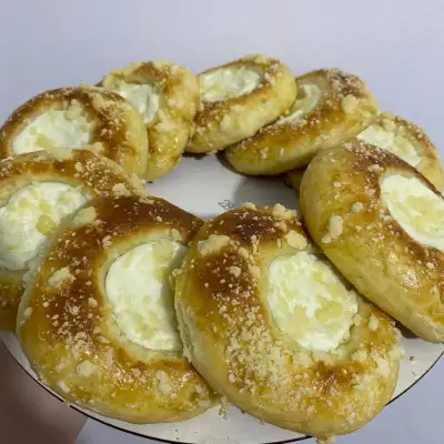 Наши ватрушки только что из печи