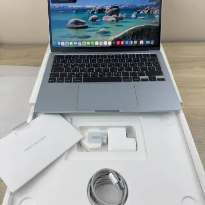 MacBook Air M4 13.6, 16/256 GB
