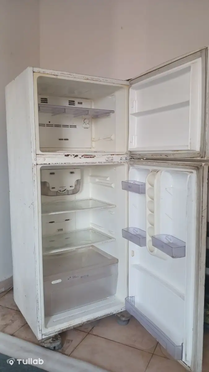 Холодильник Zanussi