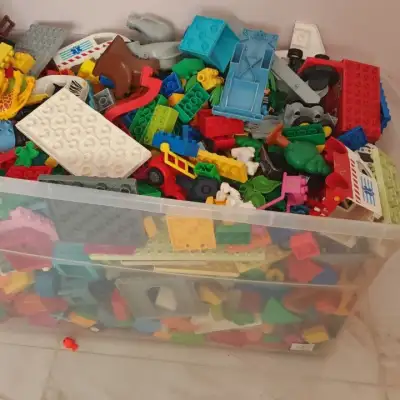 Огромный бокс Lego Duplo