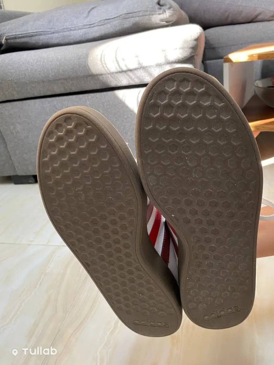 Кроссовки Adidas оригинал, 28,5 см