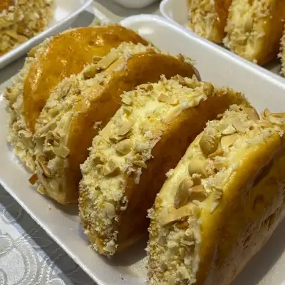 Лакомка с кремом