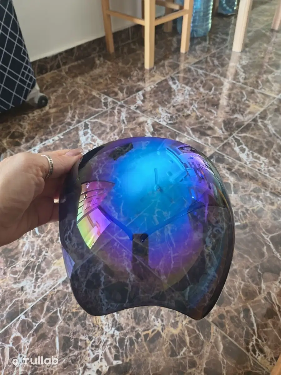 Full face sunglasses, mirrored