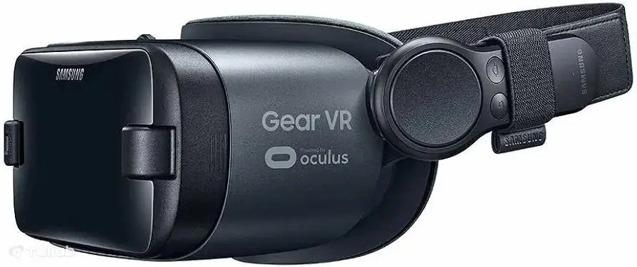 Samsung Gear VR с контроллером