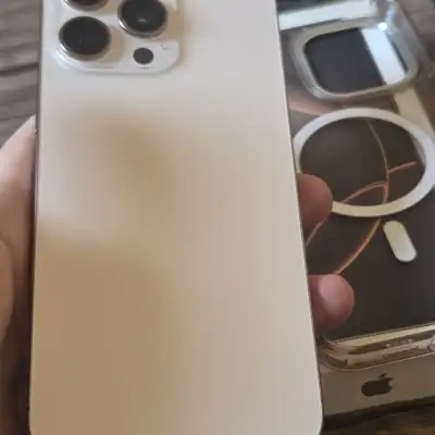 iPhone 16 Pro max