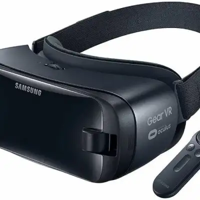 Samsung Gear VR с контроллером