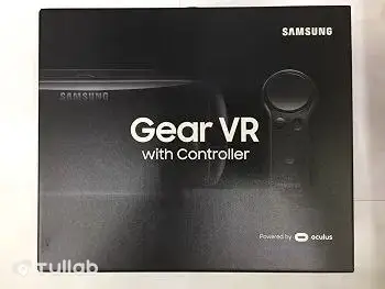 Samsung Gear VR с контроллером